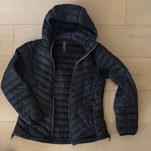 Mountain Hardwear Women's Black Puffer Jacket